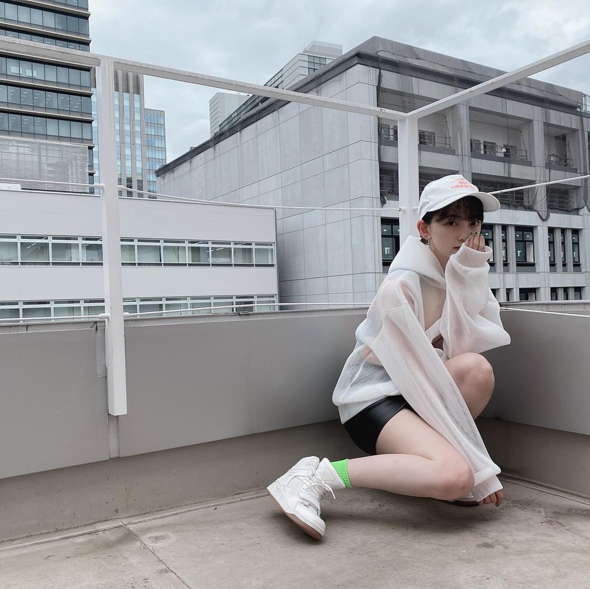 ho_ri_37miona's tweet photo. #307time
スニーカーと未央奈ちゃんて恋よね👟 https://t.co/tVwmkY0cFj