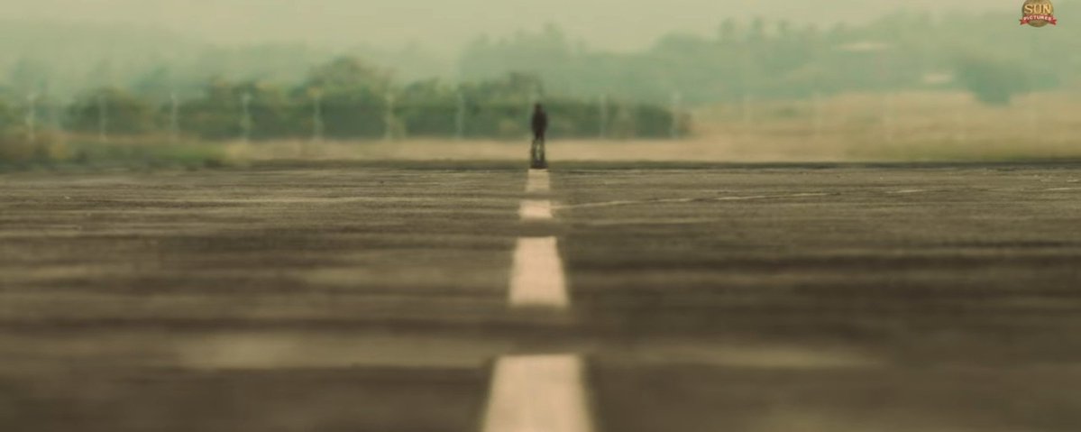 Sooraj98477's tweet photo. Every shot Nelson frames for Rajinikanth is pure cinema. Especially those blurred shots... absolute aura. 🔥

#Jailer2 https://t.co/8SwiJgA6gA