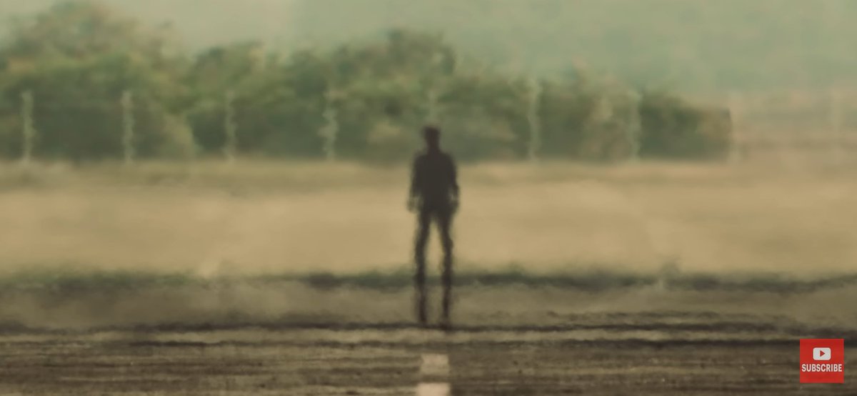 Sooraj98477's tweet photo. Every shot Nelson frames for Rajinikanth is pure cinema. Especially those blurred shots... absolute aura. 🔥

#Jailer2 https://t.co/8SwiJgA6gA