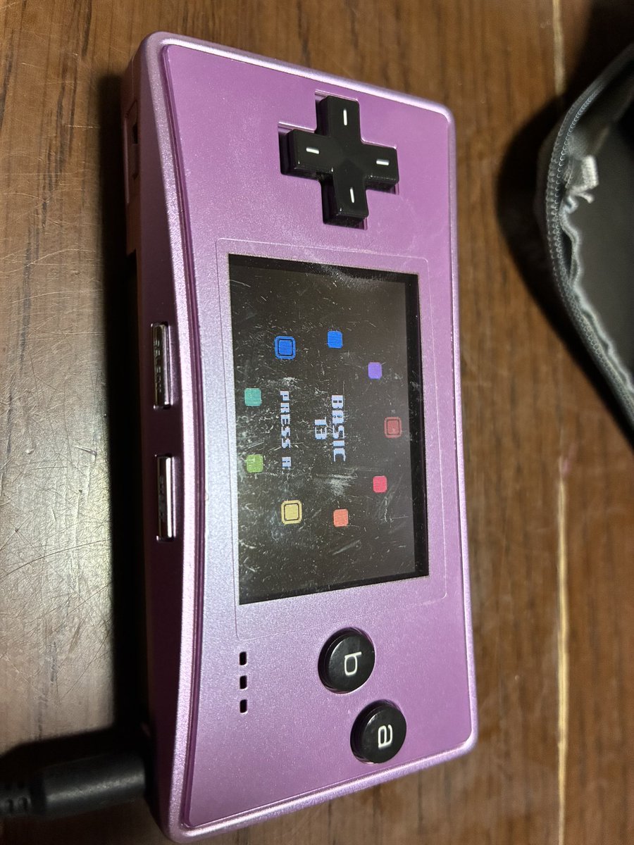 beat_plastic's tweet photo. アドバンスのCOLORISやってるんやけど、basic12ですらかなり手こずったのに、basic13で色増えて思わず天を仰いだ。もう寝ます。 https://t.co/TkbcDkJjgo