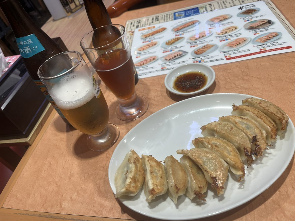 wanipa_55's tweet photo. 宇都宮で餃子巡り(  ˙꒳​˙  )ノ🥟
地元も帰れて満足🍻 https://t.co/wWaBqufkJh