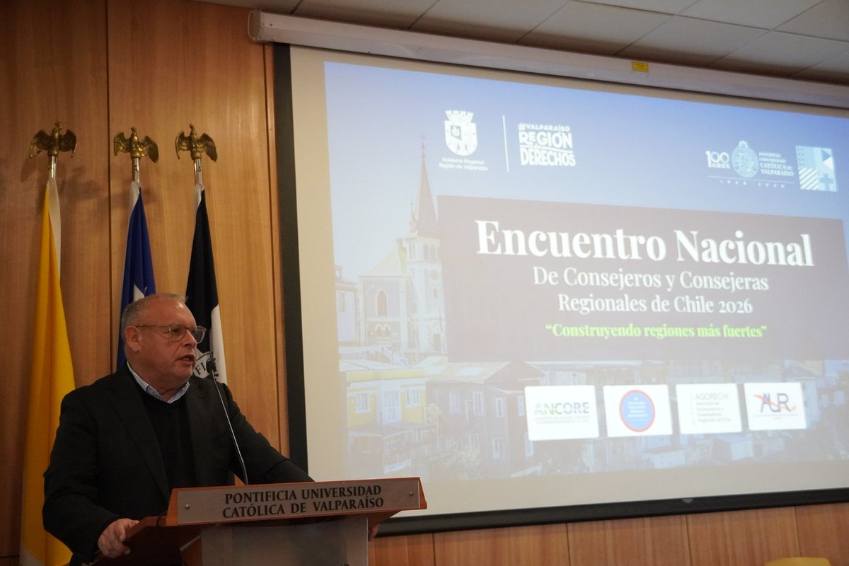 agorechicl's tweet photo. Jornada inaugural del Encuentro Nacional de Consejeros y Consejeras Regionales de Chile en la región de #Valparaíso. Avanzar y profundizar en la descentralización es un anhelo de los territorios de norte a sur del país. 

#agorechi #descentralización https://t.co/6ohnoiiJpE