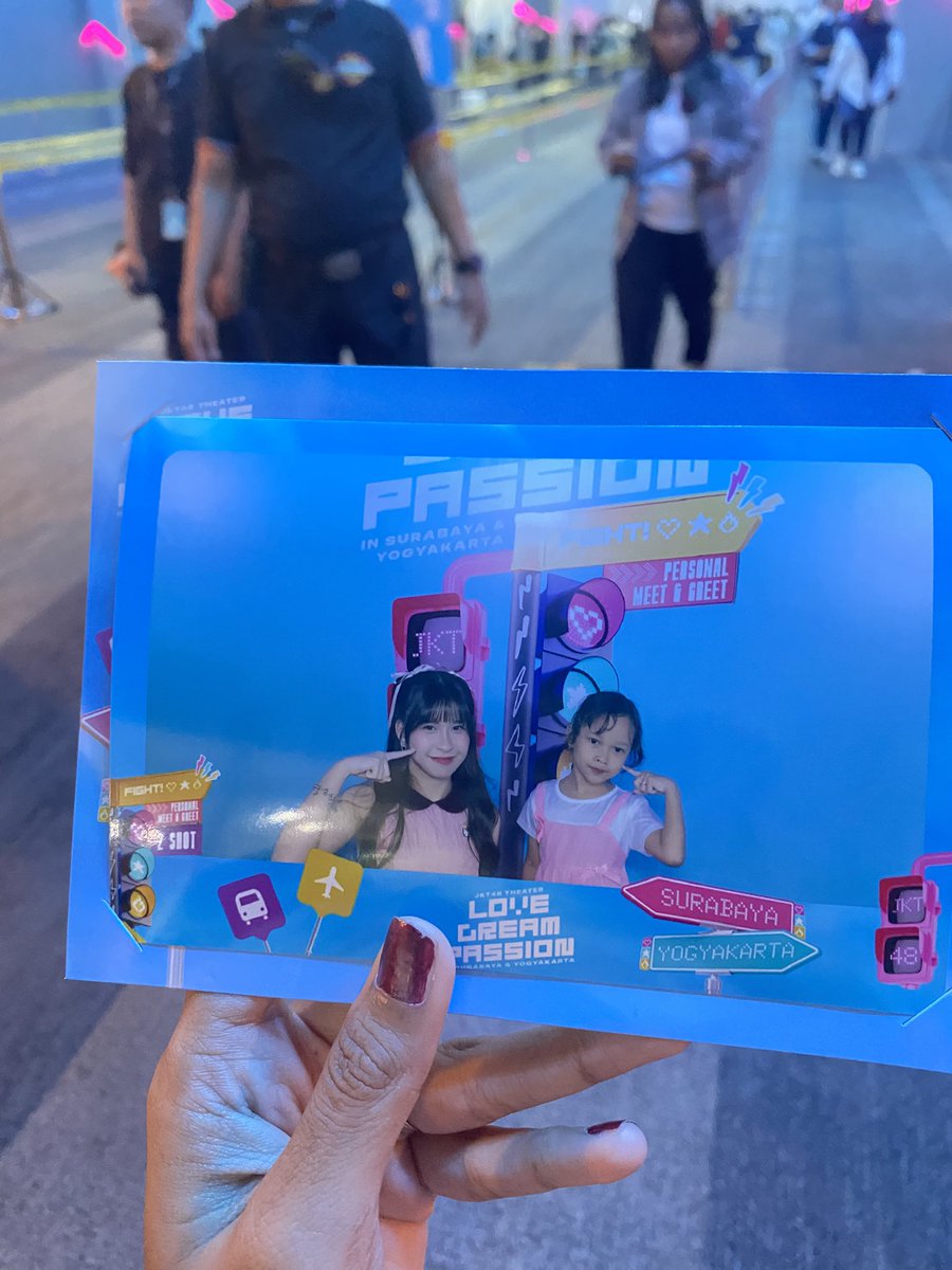 pinkbieeee's tweet photo. Terimakasihhh anak baik udahhh mau baik sama adekkuu heheee, maap yaaa anaknya emang malumaluu gitu diajak ngobrol💗 makasihh banyak yaa kamuu mauuu duduk kaya tadii biar nyamain adekkuu🫶🏻💗💗 @F_OllaJKT48 https://t.co/0z8d7z4ud8