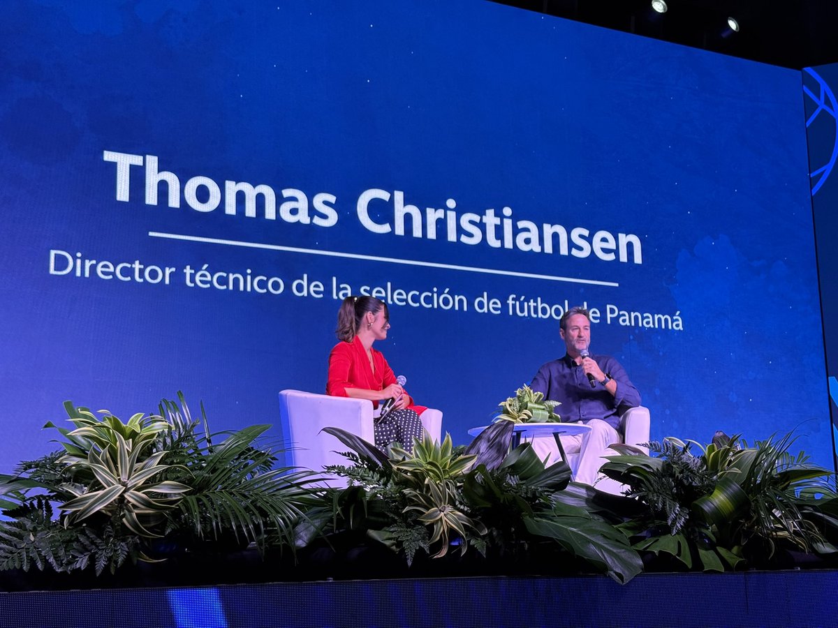 jricazac's tweet photo. Hoy los Canaleros tuvimos el privilegio de escuchar a Thomas Christensen. 
Gracias por aceptar nuestra invitación y compartir, en tu primera conferencia, las lecciones de liderazgo, preparación y trabajo en equipo que han inspirado a todo un país. 
¡Gracias por inspirarnos! 🇵🇦 https://t.co/IF9c105zlf