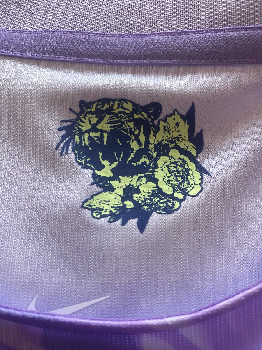 greasygringo666's tweet photo. South Korea away shirt deserved far more World Cup time https://t.co/o61oi2Uj0Q
