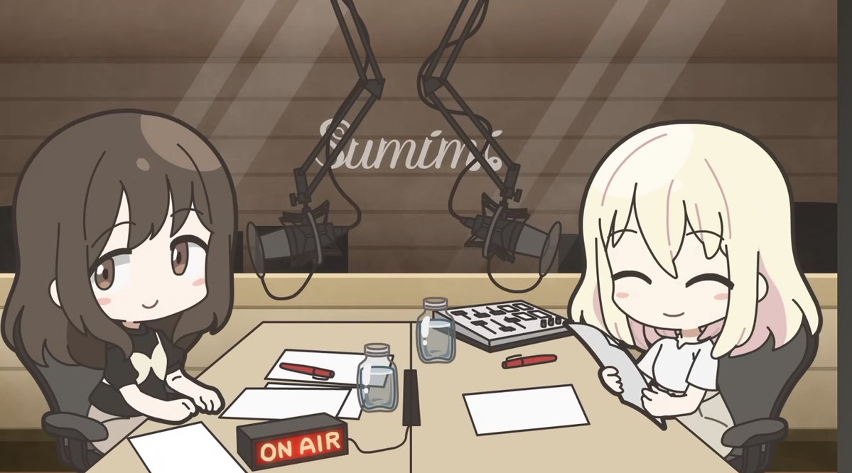 3Hottan's tweet photo. 今日の元祖バンドリちゃん
第39話『＊＊＊＊＊＊』のお悩み相談室

チュチュ様とパレオがラジオをしていたのと同じスタジオで今度はSumimiがお悩み相談をしている。
エンディング曲に行く流れは絶妙なタイミングでしたね。

#元祖バンドリちゃん

東京MXでの放送が先週で終わっていて悲しい！ https://t.co/WGG1oCL5Ld