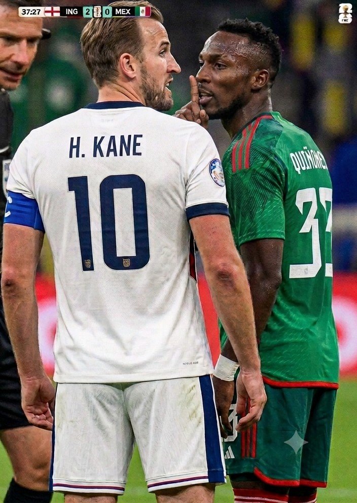 Mateitoce's tweet photo. @olizar Julián Quiñones queriendo hacer el gesto contra Harry Kane 😂😂😂,UN COLOMBIANO ES SU MEJOR JUGADOR ,MECHICO LA PUTA DE HABLAHISPANA https://t.co/eDJxkfKGjh