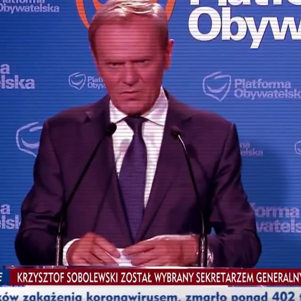 Quizzmo2's tweet photo. Quiz: kto z tej 4 osób oficjalnie NIE jest katolikiem? https://t.co/byoOvY8oWK