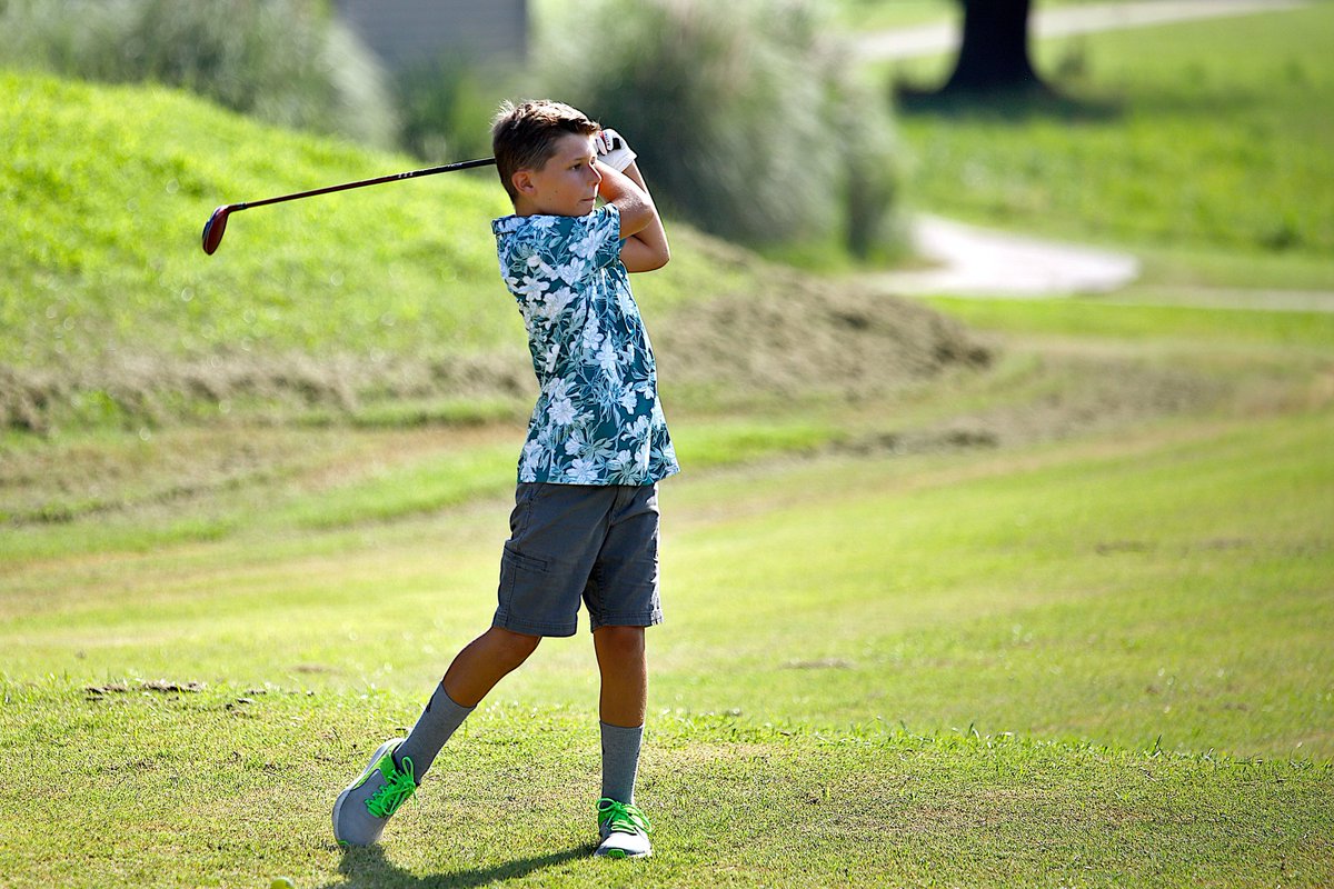emccinfo's tweet photo. The second of three Kids Golf Camps is taking place at our Lion Hills Center &amp; Golf Club this week. The four-day camps include daily lessons in the basics of golf, lunch and swimming in the Lion Hills Center pool. The last camp is full. https://t.co/UDynq5SJAd