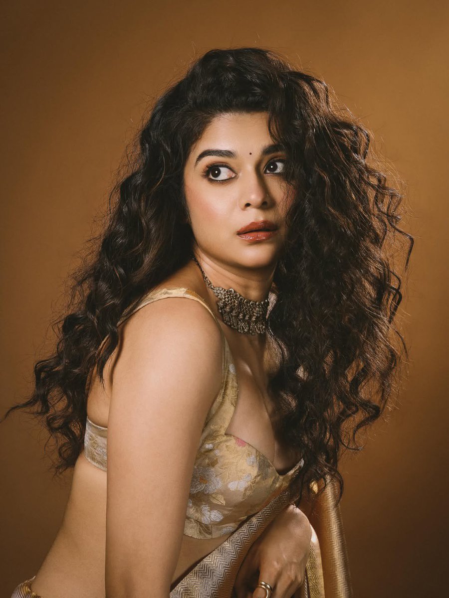 Mahendaroffl's tweet photo. @mipalkar 💛
#mithilapalkar https://t.co/fAZ9oBFk9N