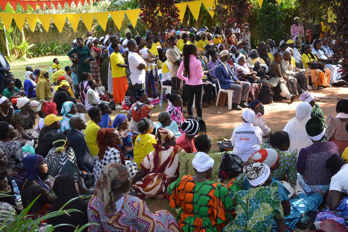 MwesigyeFranks's tweet photo. Today, the General Secretary of the Patriotic League of Uganda (PLU), Hon. @HonTwallafadil, met with PLU local leaders from Greater Luwero under their umbrella, “PLU Muntu Wawansi Greater Luwero.”

During the meeting, the General Secretary pledged to hold a general meeting in Luwero, where he will meet the entire group, listen to their concerns, and work towards resolving the political challenges they have been facing.