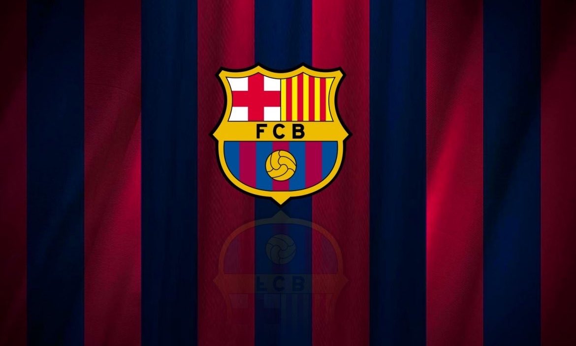 Cule_barca1's tweet photo. 🛑⚠️ |

- وأخيراً : بعد أكثر من أربع سنوات من المُعاناة الأقتصادية وقيود اللعب المالي النظيف ومشاكل تسجيل اللاعب، ها هوا الآن رسميـاً برشلونة عاد طبيعياً لقاعدة 1*1 .✅

- برشلونة عاد الآن، و المستقبل مشرق جدا مع أفتتاح الكامب نو كاملاً لن يكون هناك اي فريق نداً لـِ برشلونة .🔵🔴 https://t.co/eZ3VvdvUOU