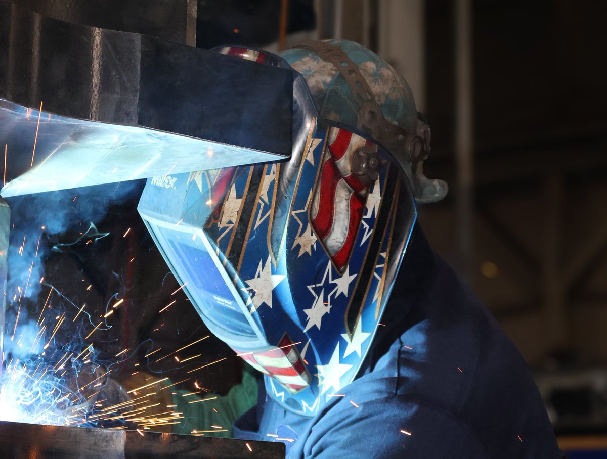 DynastyFab_'s tweet photo. The sparks are flying a little early this year!
Proud to build it right here in the USA. Celebrating 250 years of independence and the American spirit that keeps moving us forward.
Wishing everyone a safe and enjoyable Fourth of July weekend!
#DynastyFab #FourthOfJuly #IndependenceDay #Fabrication #Machining #Welding