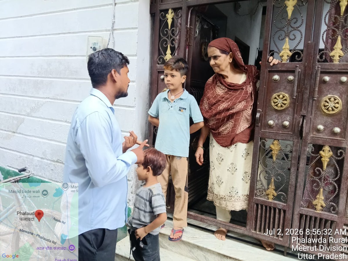 NPPhalauda's tweet photo. वार्ड 5 के कुरेशियांन में *प्लास्टिक उन्मूलन महा अभियान आरंभ 8.0* चलाया गया, सिंगल यूज प्लास्टिक का उपयोग न करने के लिए व कपड़े का थैला उपयोग करने के लिए कहा गया और अपने घरों से निकलने वाले कचरे को 4 डस्टबिन में कचरा वाहन का प्रयोग कर कचरा उसी में डाला करें। https://t.co/2KQhfIPaJH