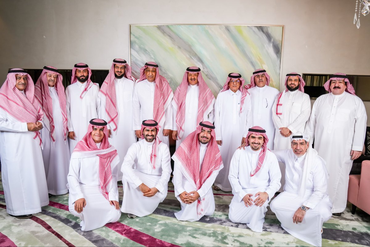 alamre_bandar's tweet photo. شرفني صاحب السمو الملكي الأمير سلطان بن سلمان بن عبدالعزيز، وأصحاب السمو الملكي الأمراء، وسمو الأمراء، وأفراد أسرة العامري وأقاربنا الكرام ، في حفل عشاء  ابني بندر بن محمد بن بندر العامري،.

نسأل الله عز وجل أن يجعله من مواليد السعادة، وأن ينبته نباتًا حسنًا، ويقر به أعين والديه، وأن يحفظه ويبارك فيه، ويجعله من الصالحين البارين بأسرته ووطنه
