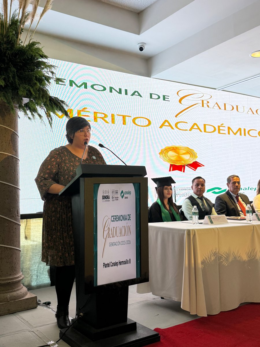 conalep_sonora's tweet photo. Celebramos el cierre de una etapa y el comienzo de nuevos retos.🎓👩‍🎓🧑‍🎓👨‍🎓

Con gran orgullo acompañamos a las y los egresados de la generación 2023–2026 del Conalep Plantel Hermosillo III, quienes culminan su formación académica con esfuerzo, dedicación y compromiso. ✨ https://t.co/9dyTfWS0Y3