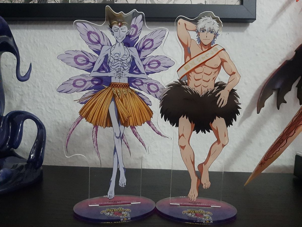 LadyMellFi's tweet photo. @AmiAmi_Report @AmiAmi_English I'm in the middle of rearranging my furniture a bit, and at the same time I'm reorganizing my collection. That's why, unfortunately, I can't show any nicely arranged displays right now.But here are some of my favorite pieces. #amiami4AX https://t.co/HBArUHdIQ6