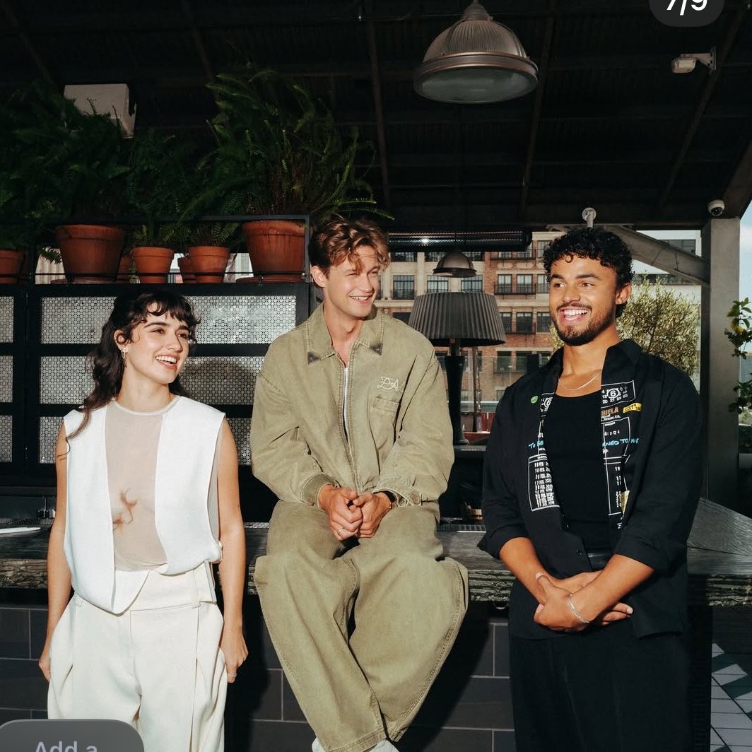 laizdoneisdone's tweet photo. I am obsessed with this trio heck yeah https://t.co/kkFd67AWwa