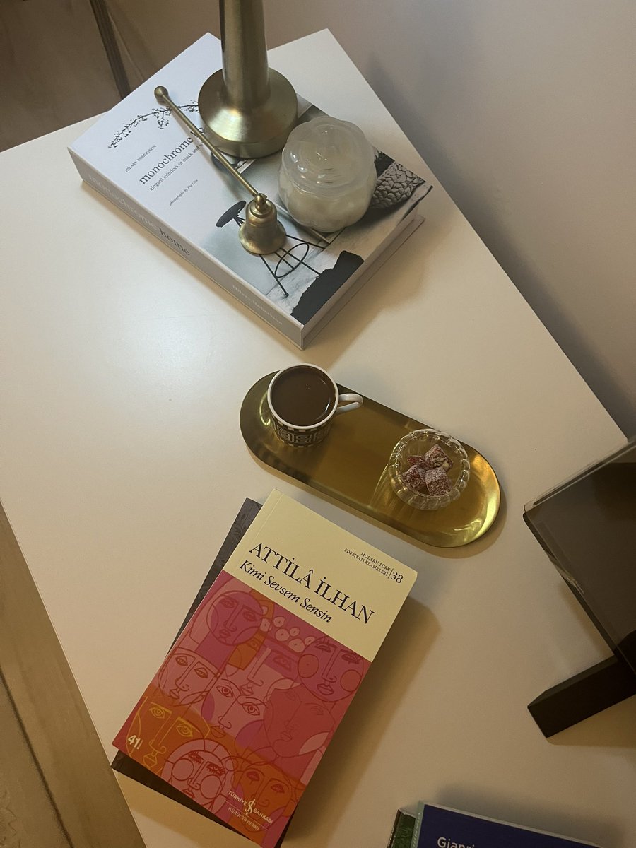 1marall's tweet photo. kimi sevsem sensin / senden ibaret
hepsini senin adınla çağırıyorum https://t.co/vLkHyplz7Q