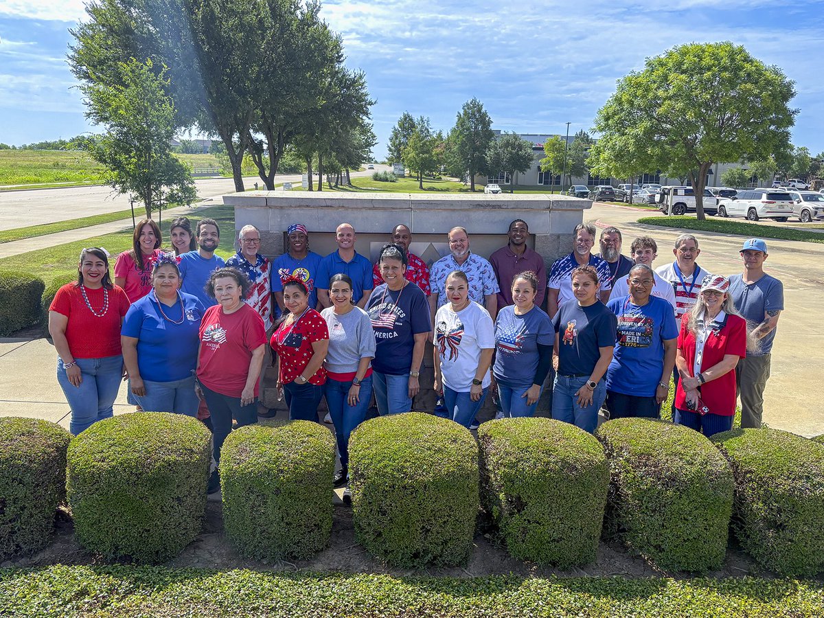 MasterMeterInc's tweet photo. The Master Meter team showed its red, white, and blue spirit today! 🇺🇸
Thanks to everyone who joined in for Red, White & Blue Day.
Wishing everyone a safe and enjoyable holiday weekend!
#MasterMeter #FourthofJuly #TeamMasterMeter https://t.co/VchCUAZltO