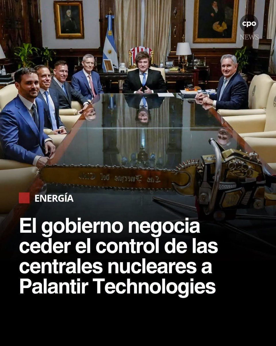 MConurbasic's tweet photo. Ahí va. Seguro que un nazi reconocido extranjero megamillonario que odia a la humanidad, es la persona indicada para hacerse cargo de nuestra energía nuclear. https://t.co/Lvq2XrhqgA