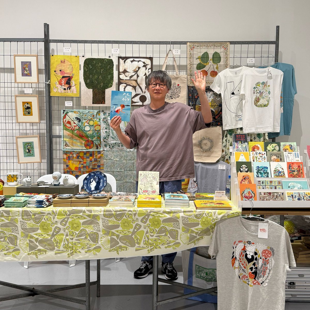 tofu4cyome's tweet photo. illustration arts festival-iaf2026シンガポール、
本日7月3日と4日の2日間、出店しています。
商品数に限りがあります。
🇸🇬の皆さん、よろしくお願いします。
https://t.co/6ZLrIMP2Ym https://t.co/Ns752yIplA
