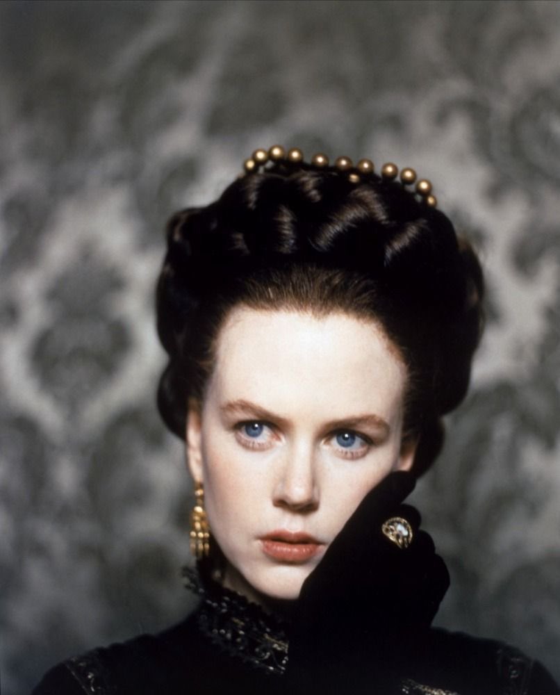 kidmanphile's tweet photo. nicole kidman as isabel archer for jane campion’s “the portrait of a lady” (1996) https://t.co/BpnnUiFDr0