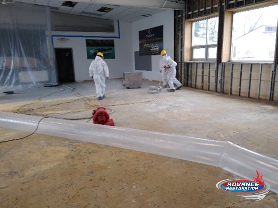 AdvanceRestorat's tweet photo. 💧Water & Mold Damage Restoration at a Marina in St. Clair Shores, Michigan!

Our IICRC-certified team at Advance Restoration was on-site restoring this commercial marina after significant water intrusion and resulting mold damage.

Take a look at the progress: Top Left – Rapid water extraction in the main flooded areas using powerful equipment and extraction hoses to remove standing water quickly.

Top Right & Bottom Right – Full containment with plastic sheeting + our technicians in full PPE performing professional floor grinding and surface preparation. This step safely removes damaged materials and prepares the concrete for proper restoration.

From standing water to controlled remediation — every step is handled with precision, safety, and industry-best practices to eliminate moisture and mold at the source.

We’re proud to help bring this St. Clair Shores marina back to full operation safely and efficiently.

Need expert water damage restoration or mold remediation for your home or business in St. Clair Shores or anywhere in Southeast Michigan?
We’re available 24/7 and have a rapid response team ready to deploy in all nine counties in Southeast Michigan (Wayne County, Macomb County, Oakland County, St. Clair County, Washtenaw County, Monroe County, Lapeer County, Genesee County, and Livingston County).

Call us 24/7: (877) 363-7462

Visit: https://t.co/rTPZGn2354

#AdvanceRestoration #WaterDamageRestoration #MoldRemediation #StClairShores #CommercialRestoration #SoutheastMichigan #IICRC #DisasterRecovery #MichiganRestoration