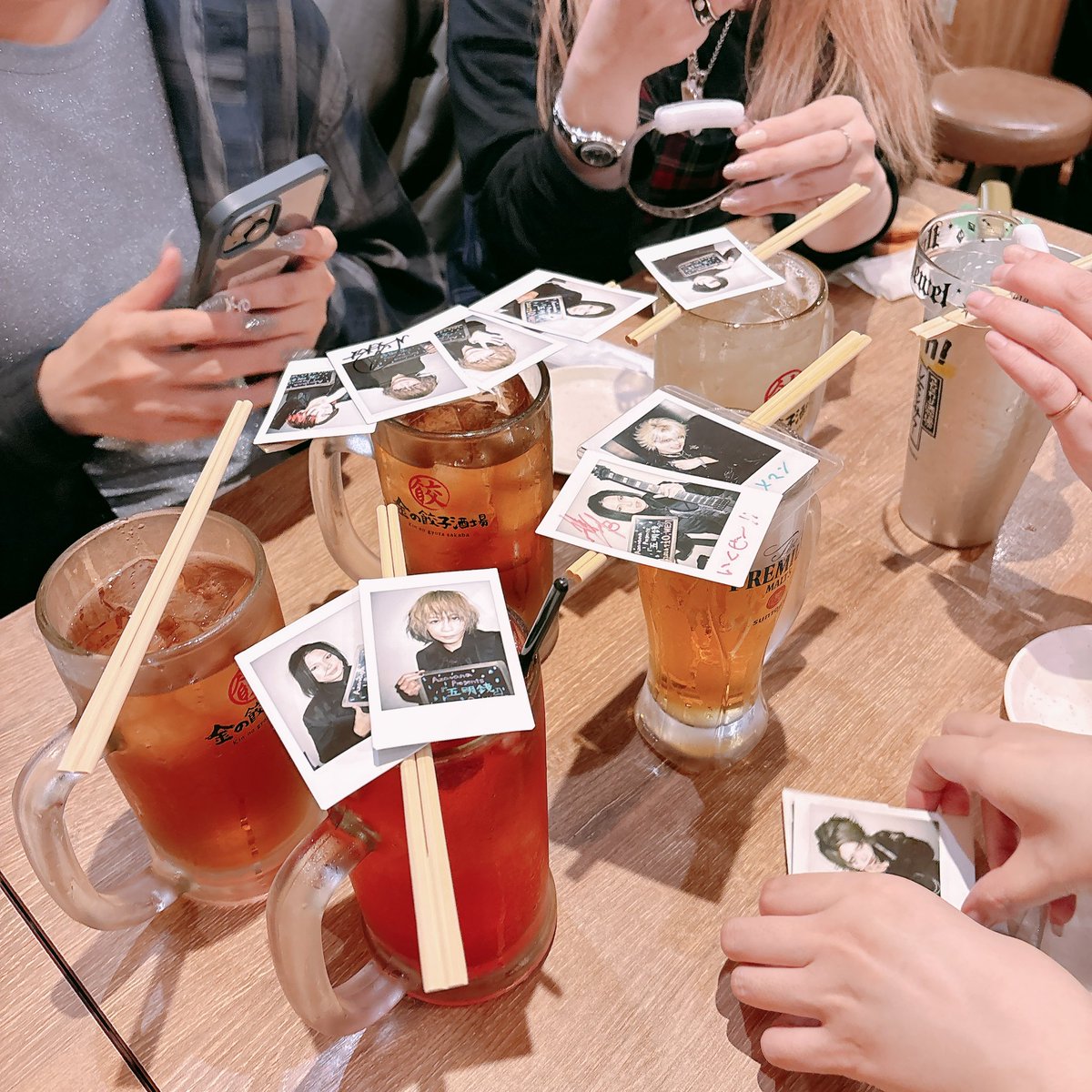 ntkyuipinapi's tweet photo. ライブ₍ ᐢ. ̫ .ᐢ ₎渋りまくったけど行ってよかた！♡たのしかった！ネスプリ踊るのおもしろかった💃とんかつうまかた。
あすあさにあえてうれしかた！

ひさびさライブだったからかあしすごくいたい。ジンジンビリビリする…
脳神経内科そろそろいかないとかも
7月しか時間ないけど予約むりそう https://t.co/MQofMKlw77