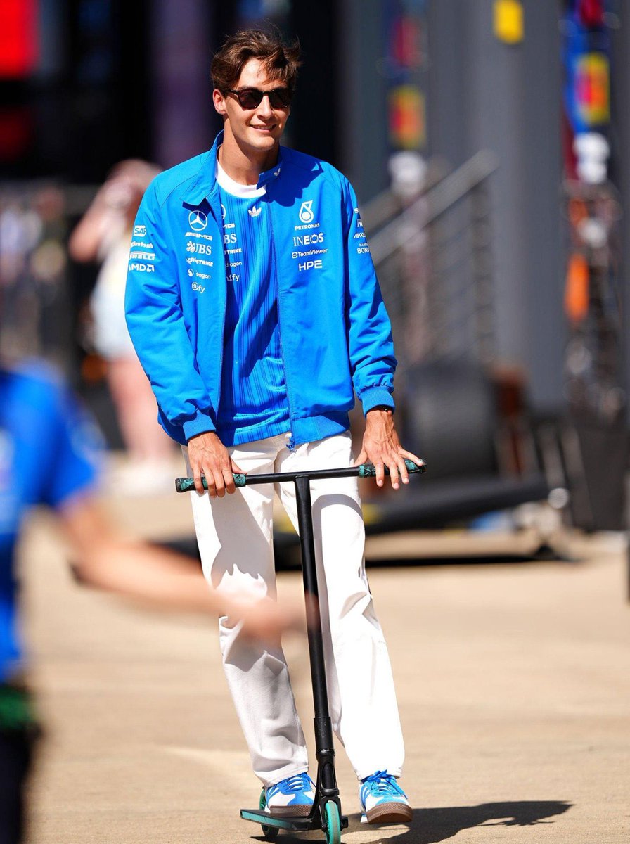 bby #russelresset 🏎️ tweet media
