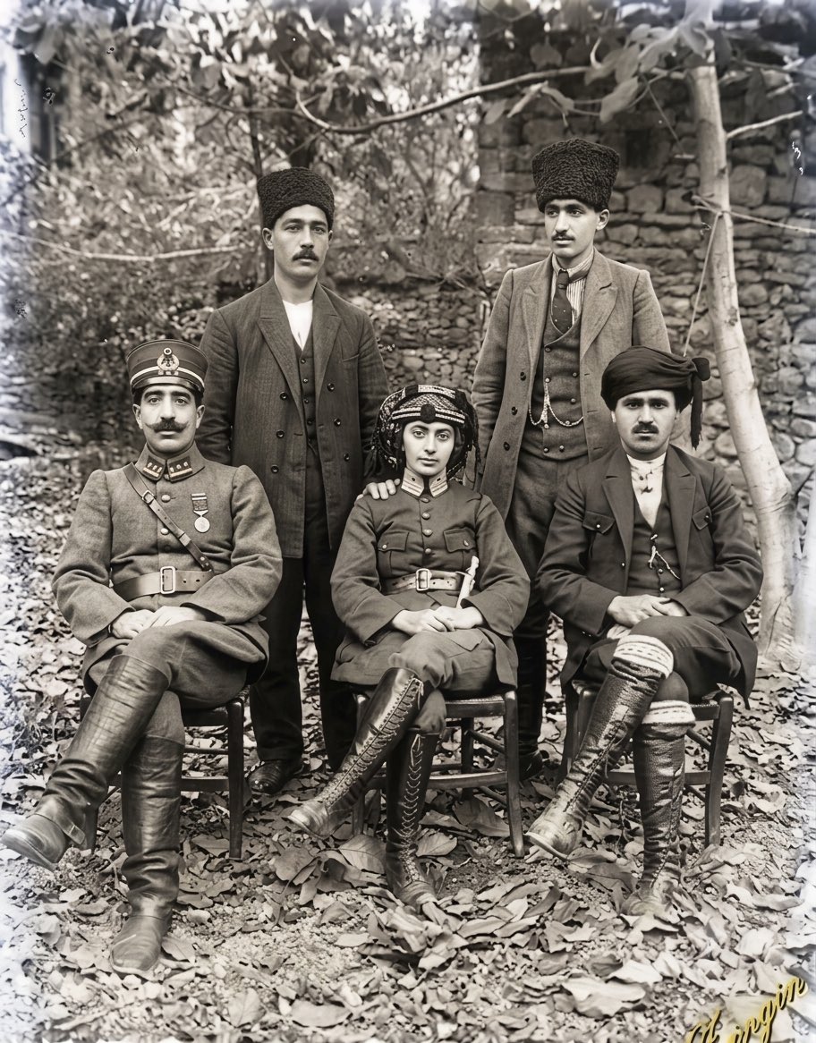 SakaryaMMDernek's tweet photo. Millî Mücadele kahramanımız Kara Fatma’yı, Milis Üsteğmen Fatma Seher Erden Hanım’ı ölüm yıl dönümünde saygı ve rahmetle anıyoruz. #yolumuzonlarınyoludur #sakaryameydanmuharebesi #millimucadele #kurtuluşsavaşı https://t.co/ZidrJyE3A4