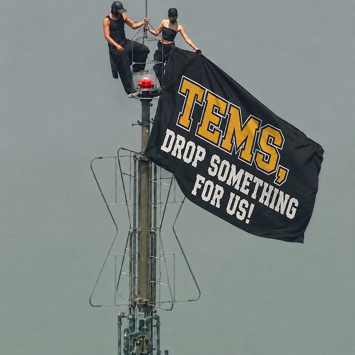 TEMSsential's tweet photo. Tems, the streets are calling. We need new music. 🤭 https://t.co/BNODgsDPKr