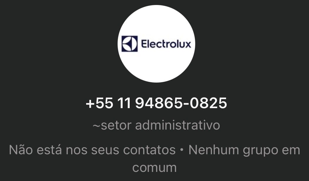 claysonfelizola's tweet photo. Fiz uma compra no site da @ElectroluxBr e recebi uma ligação de uma pessoa que confirmou o endereço da minha casa e tentou me dar um golpe com o pedido de compartilhar a tela.

Ela disse que era da jaglog e que iria me auxiliar na instalação do aplicativo.

ÓBVIO que eu cancelei a ligação.
Mas COMO esta pessoa soube da minha compra, meu telefone é meu endereço?

A Electrolux não tem canais de atendimento para denúncias e avisos de segurança.

Este foi o contato do golpista que me contatou com a voz de uma mulher.