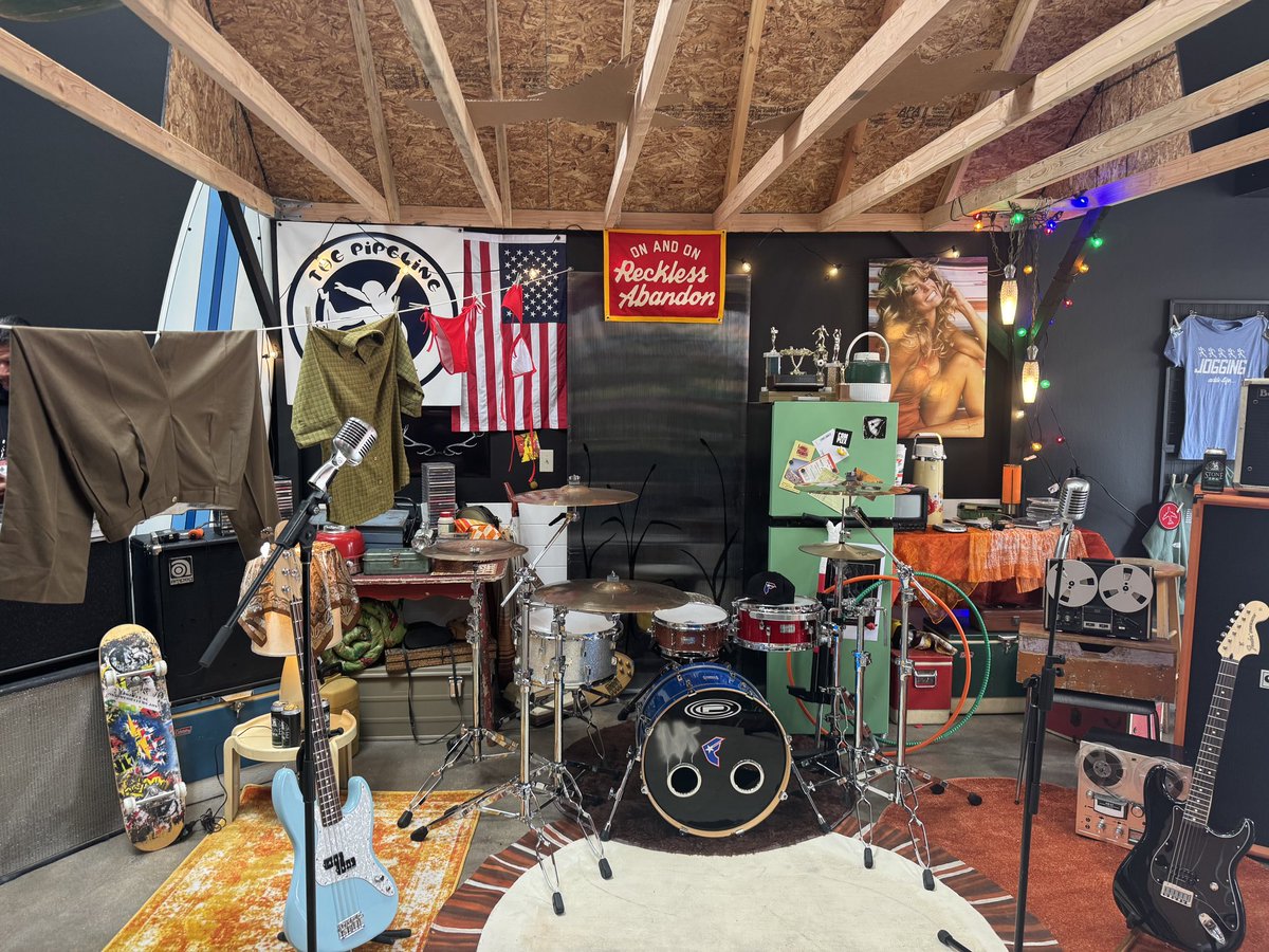 blink-182 has taken over the Complex shop in Los Angeles for a
