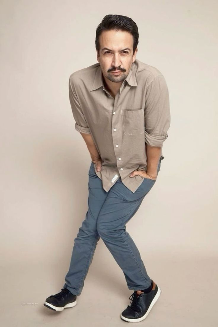 3hy_G1n's tweet photo. Soul's giving this picture of lin-manuel Miranda but I can't tell you why. https://t.co/B20dZxhmnO