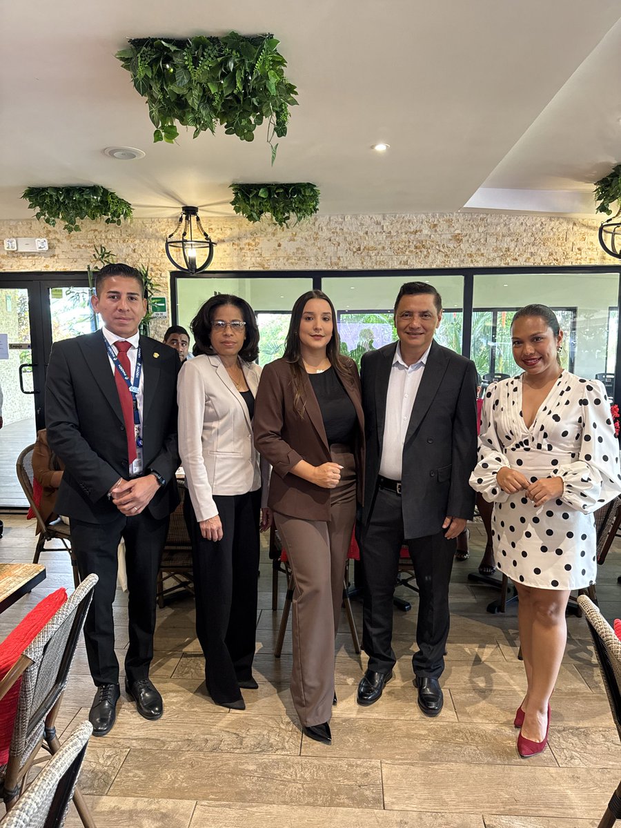 manuelchengpa's tweet photo. Asistimos al acto de toma de posesión y juramentación de la nueva Junta Directiva del Pleno Municipal del distrito de Arraiján.

Felicitamos a @yohana_saldana2024 por su designación como presidenta del Concejo Municipal de Arraiján. Le deseamos muchos éxitos en esta nueva responsabilidad y confiamos en que realizará una gestión en beneficio de todos los arraijaneños.