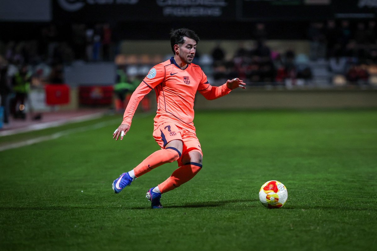 Prioritatfilial's tweet photo. 🔵🔴 Oficial.

Dani Rodríguez és nou jugador del Dinamo de Zagreb després de finalitzar la seva etapa al Barça.

L'extrem tanca sis temporades a La Masia després de debutar amb el primer equip. El club es reserva una opció de recompra i un percentatge d'una futura venda. https://t.co/GAyTiMUYso