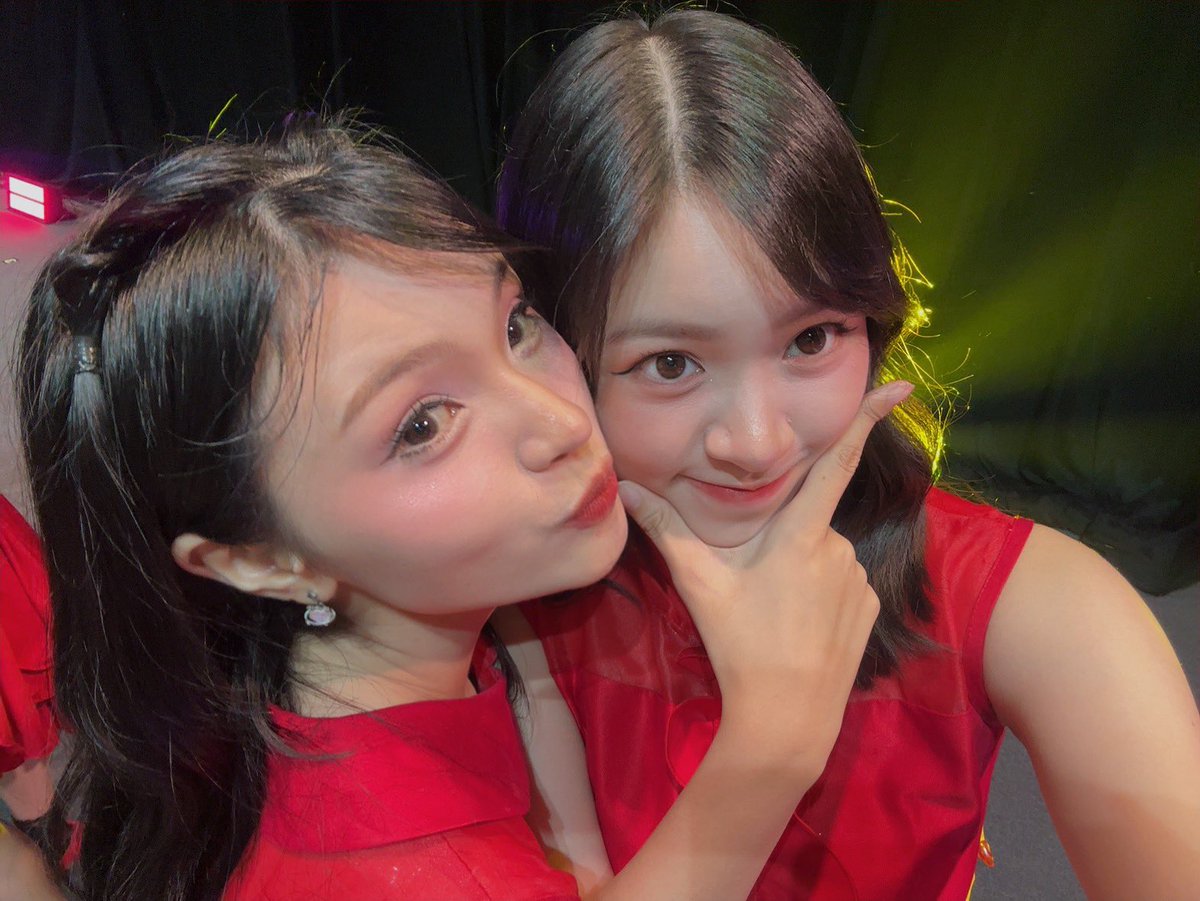 Lily_JKT48's tweet photo. Terimakasih banyakk untuk hari inii! Aaa terimakasih jugaa yang uda fancam in! 🥺🫶🏻 Jangan lupaa istirahat yaa loaff! #NiteLy loaff! Jangan begadang okeyy https://t.co/0omkCnMWgX
