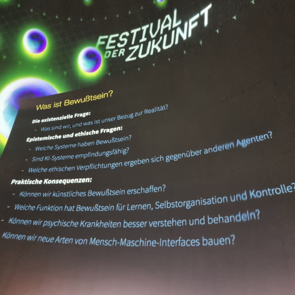 Merzmensch's tweet photo. Jetzt wird spannend! Joscha Bach @Plinz spricht über KI, die erwacht.
Festival der Zukunft
#fdz https://t.co/tZZegEpkqi