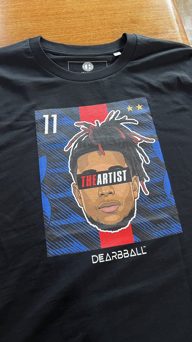 Maximee_L's tweet photo. Bien reçu l’équipe, merci 🔥 @Papa_rieur @dearbball 
Magnifique t-shirt qui sera porté dès samedi ! https://t.co/kZVHDf0E7x