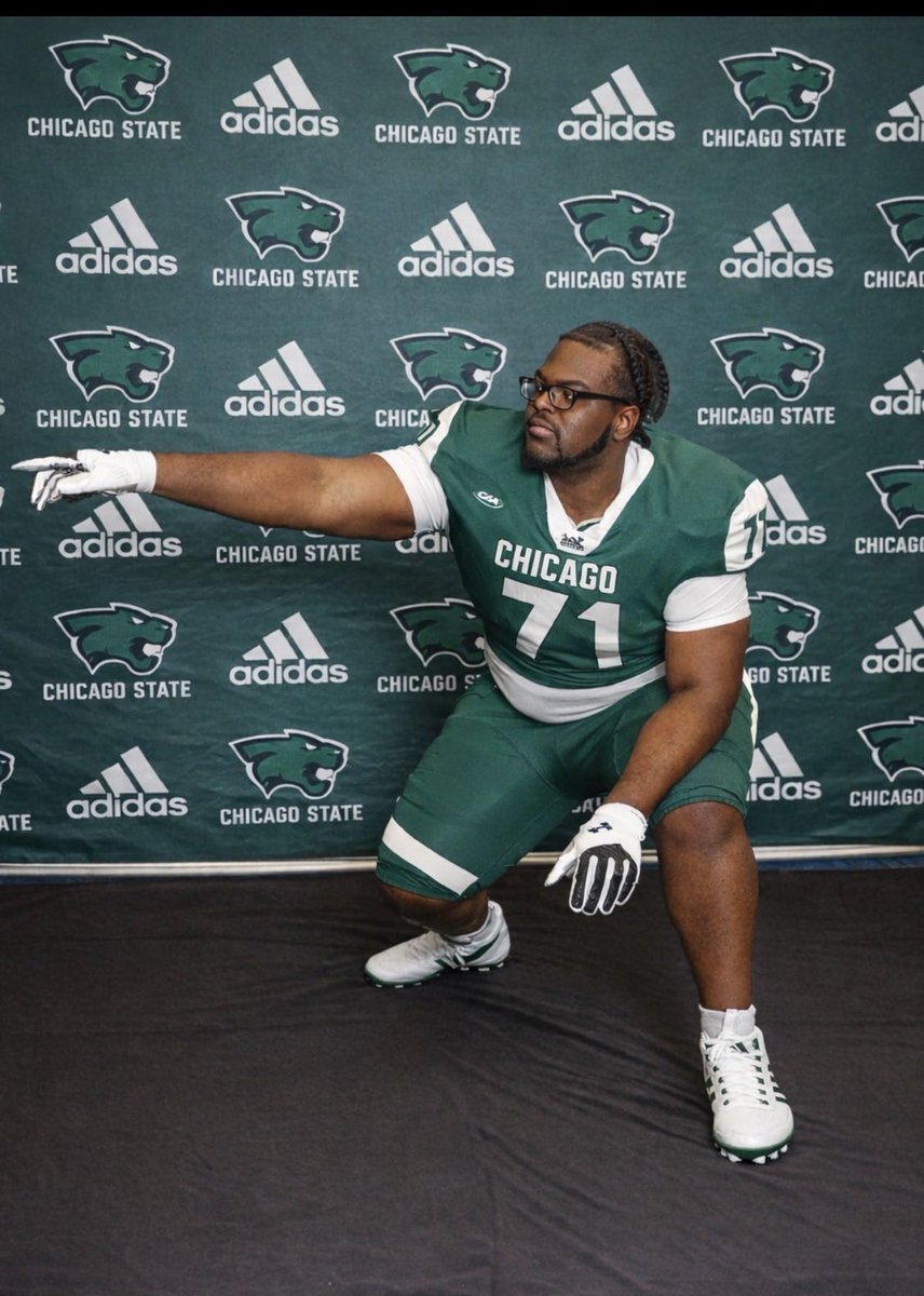 CoachLA73's tweet photo. Any 2026 Illinois/Midwest OL still available i have a PWO spot open! #Southside #GoCougars https://t.co/88T2h5mNTG