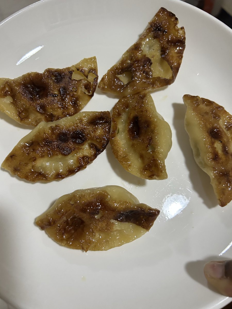 Faizafabz's tweet photo. I was here mbu trying to save money by cooking the chicken dumplings at home naye it’s showing me flames 😭😭😭. https://t.co/3FxJOwPe7q