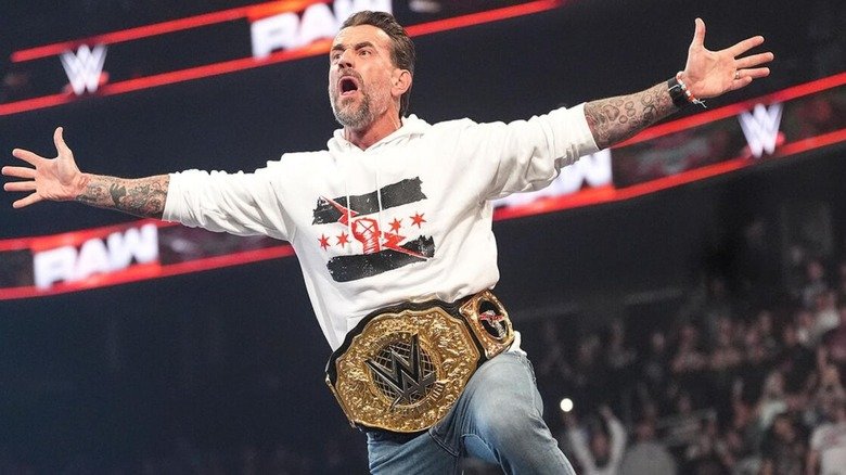 EliteClubS0B's tweet photo. There's an expectation backstage that CM Punk will return to WWE RAW this Monday at the Allstate Arena in Chicago.

Additionally, there is no backstage heat between Punk and the company.

(@WrestleVotes on @FightfulSelect) https://t.co/9Cy1IliIFj