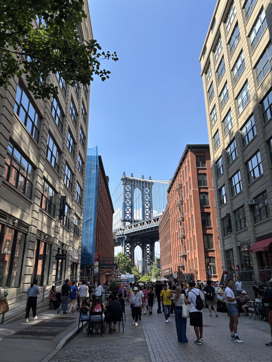 AlexMurphy_92's tweet photo. Enjoyed NYC more than I thought I would! 

Always special seeing your country at a major tournament too 🏴󠁧󠁢󠁥󠁮󠁧󠁿 https://t.co/lgg7HsUzaq