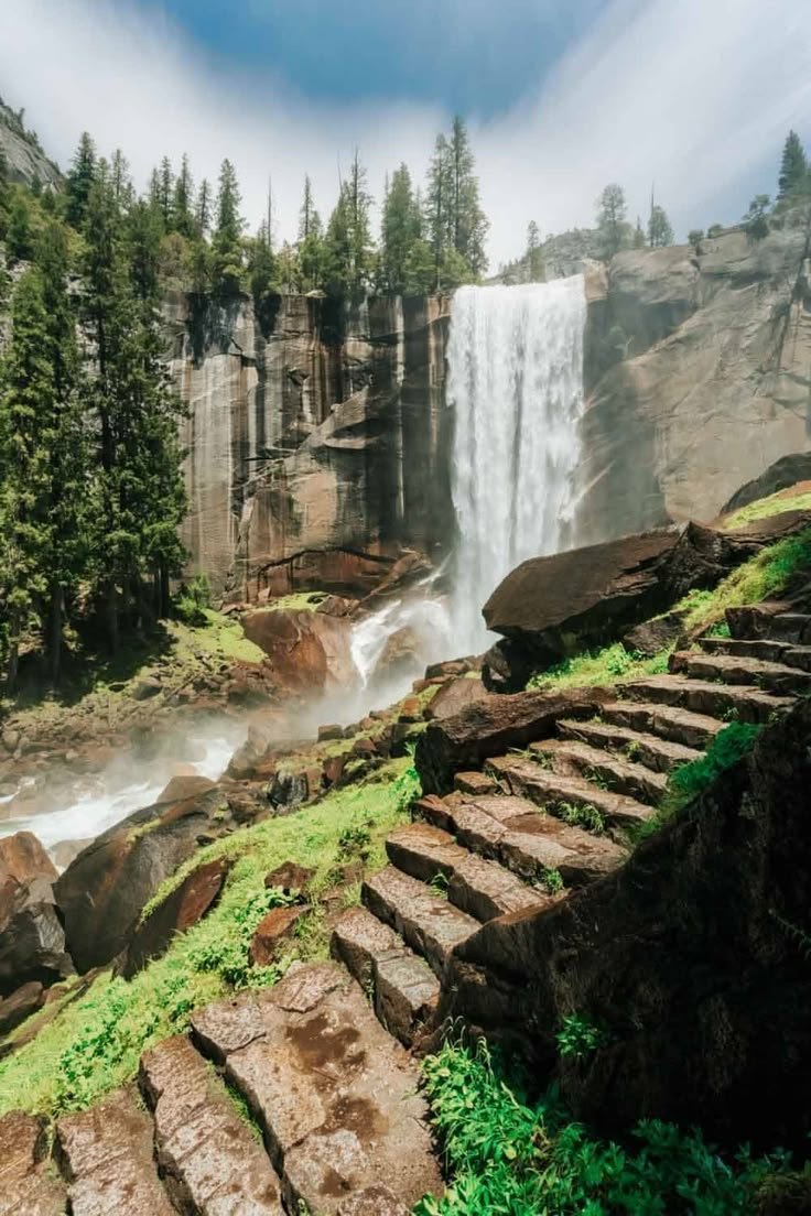 ab_cd_1235's tweet photo. Yosemite National Park falls 🏞️ https://t.co/Yz8l3Do8iw