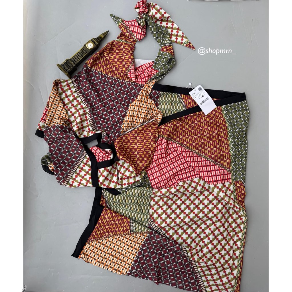 shopmrn_'s tweet photo. Matching Set
Sizes: S, M, L
Colours: Display Colour
Price: 47,500NGN
Brand: UK https://t.co/nCPmvx8SLu