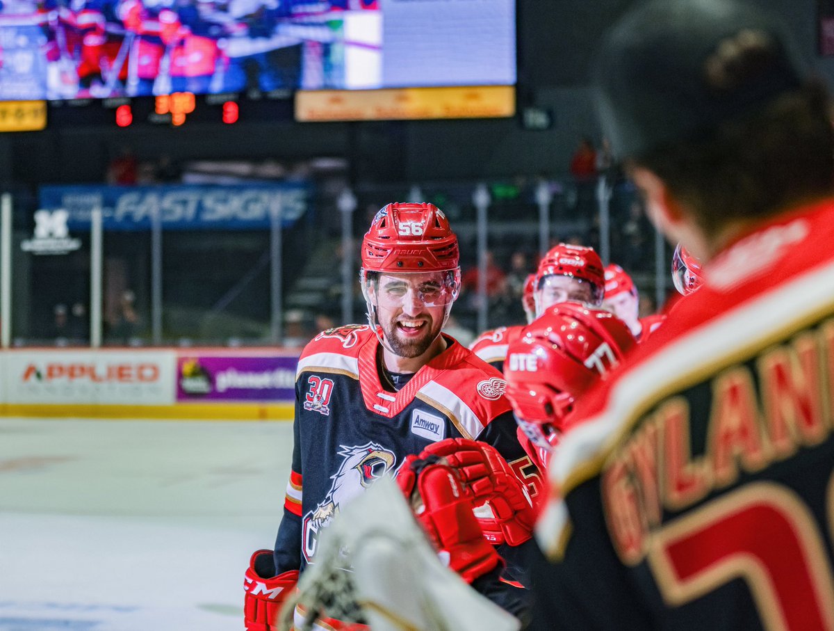 griffinshockey's tweet photo. You’ll always be our favorite Tuo, Trailmix, and Gus 👊 https://t.co/0xZhvb2v1Z