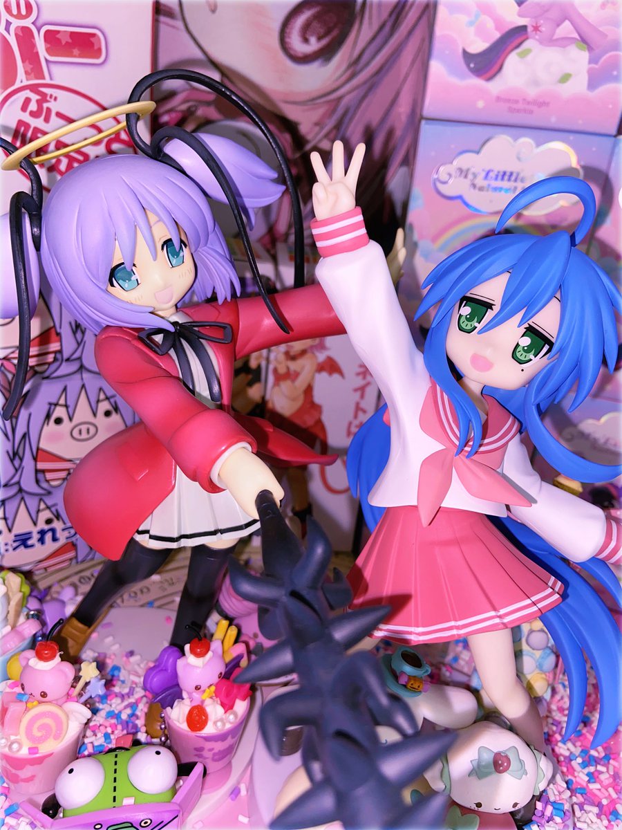 plastikfetish's tweet photo. Hi X, this is my first post after Instagram committed a crime against cuteness and banned my account…
So here’s my Konata. She doesn’t bite… unless you’re a croissant 🤔
Have a nice day 🥐
#konataizumi #luckystar https://t.co/Ik5IV2V3WA