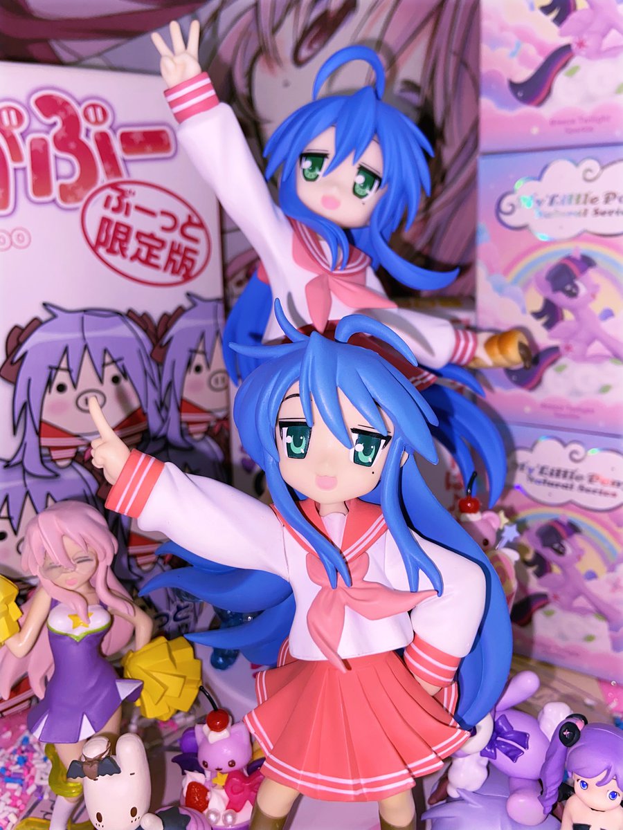 plastikfetish's tweet photo. Hi X, this is my first post after Instagram committed a crime against cuteness and banned my account…
So here’s my Konata. She doesn’t bite… unless you’re a croissant 🤔
Have a nice day 🥐
#konataizumi #luckystar https://t.co/Ik5IV2V3WA
