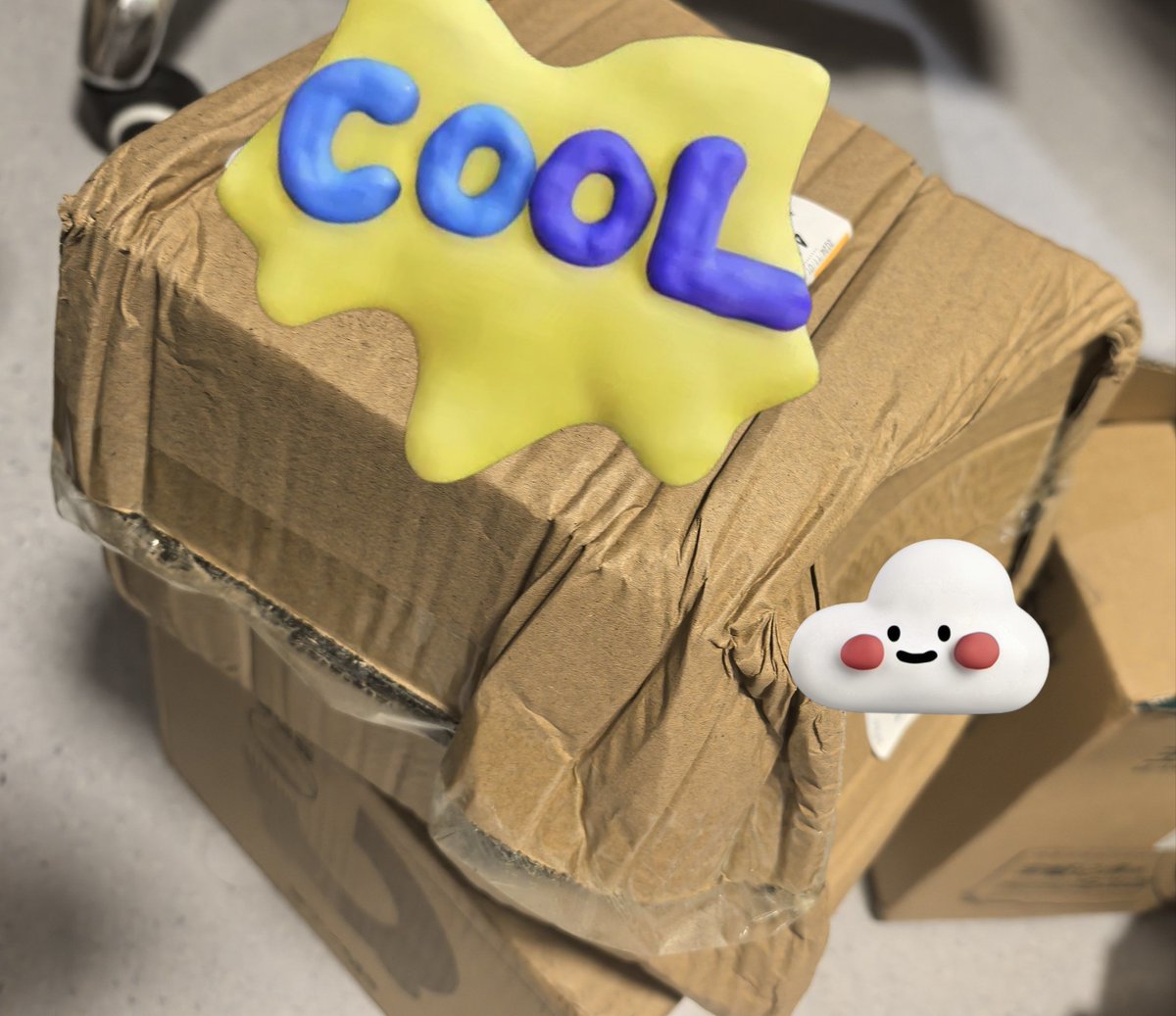AaronThomavwuj's tweet photo. Just opened my long-awaited package! Every item inside was perfectly packed and in great condition—total win for today! https://t.co/c6iCf7RTpY